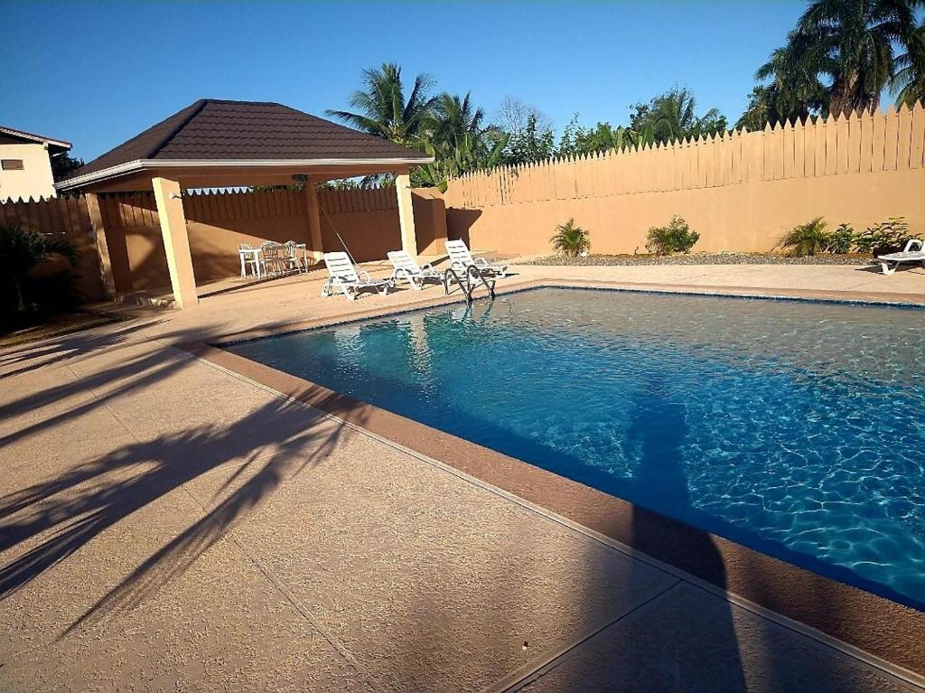 Jewel Dunn's River Beach Resort and Spa