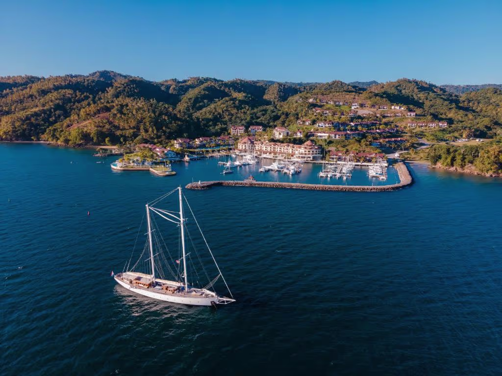 חופשה במקסיקו The Bannister Hotel & Yacht Club in Samana