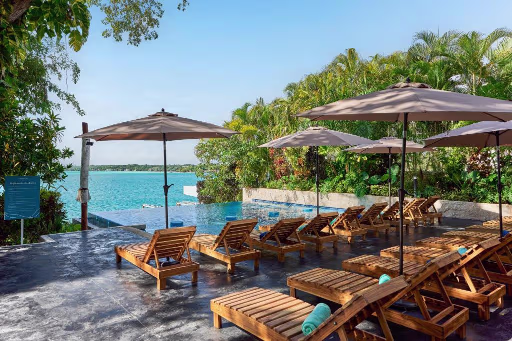 סוויטה זוגית מודרנית ב־Cristalino Lagoon Front Bacalar