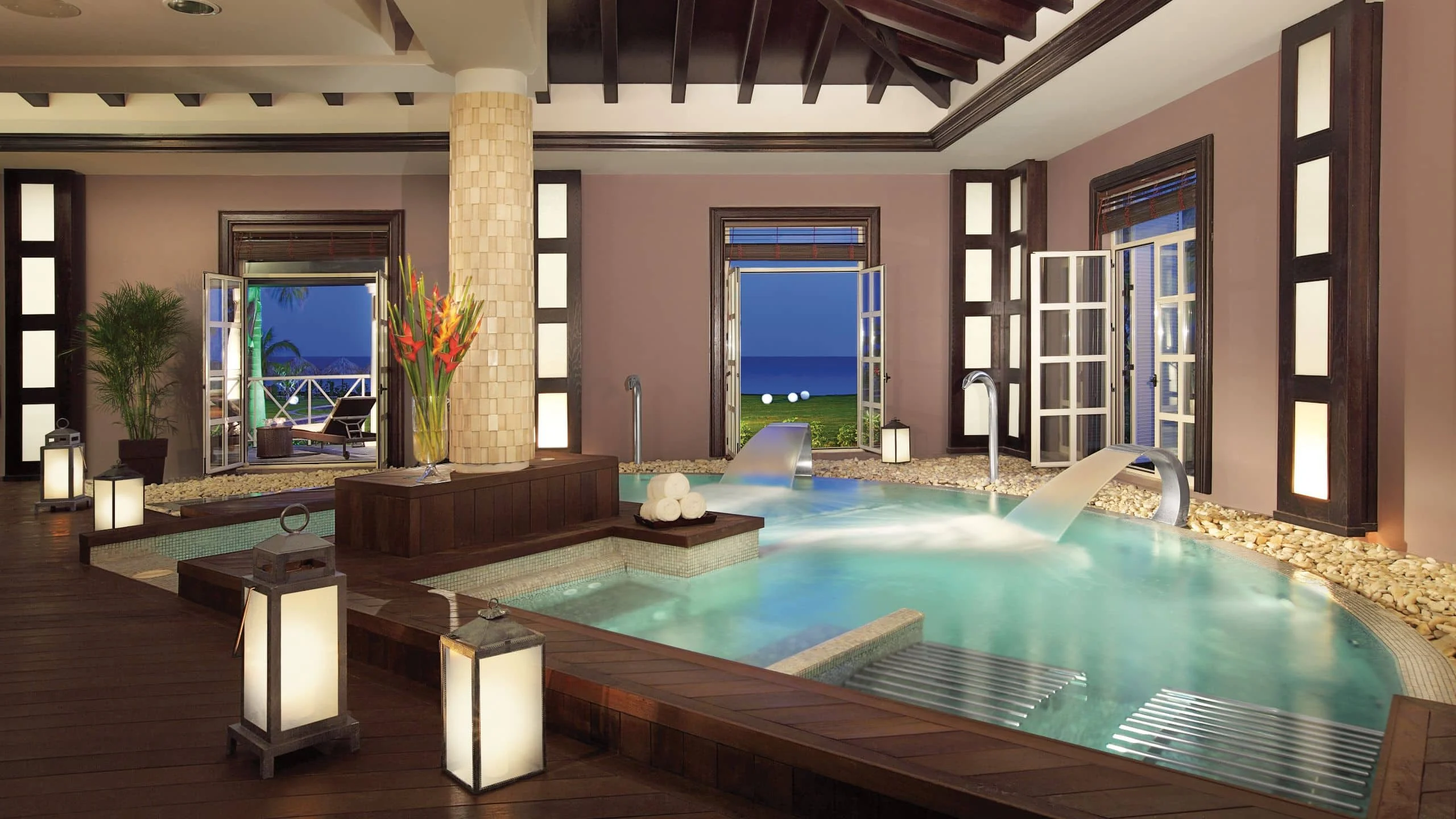 חדר עם נוף לים ב־Secrets Wild Orchid Montego Bay