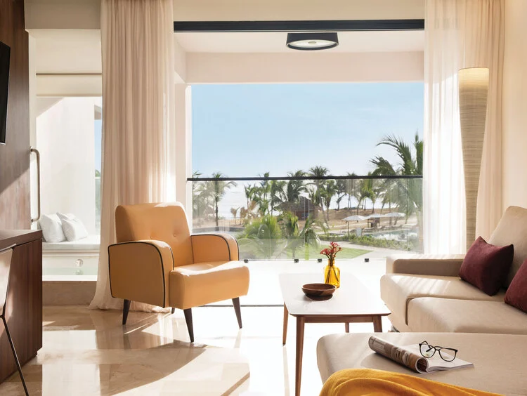 Luxury junior suite at Excellence El Carmen