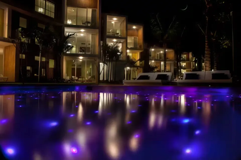 סוויטה עם אזור ישיבה ב־Ultravioleta Boutique Residences Cabarete