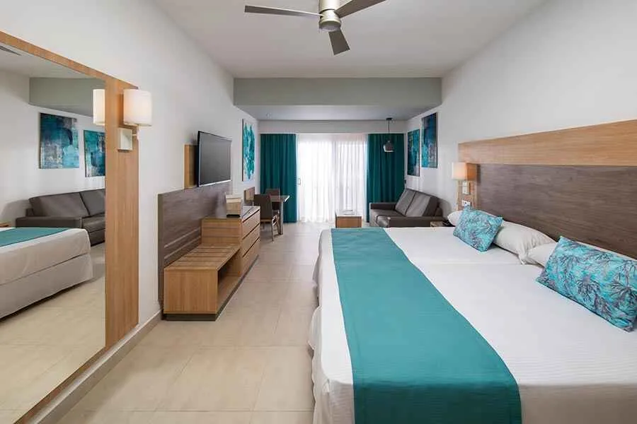 חדר עם נוף לים ב־Riu Palace Tropical Bay Negril