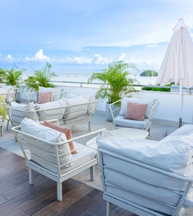 סוויטה עם אזור ישיבה ב־Hacienda Samaná Bay Hotel & Residences