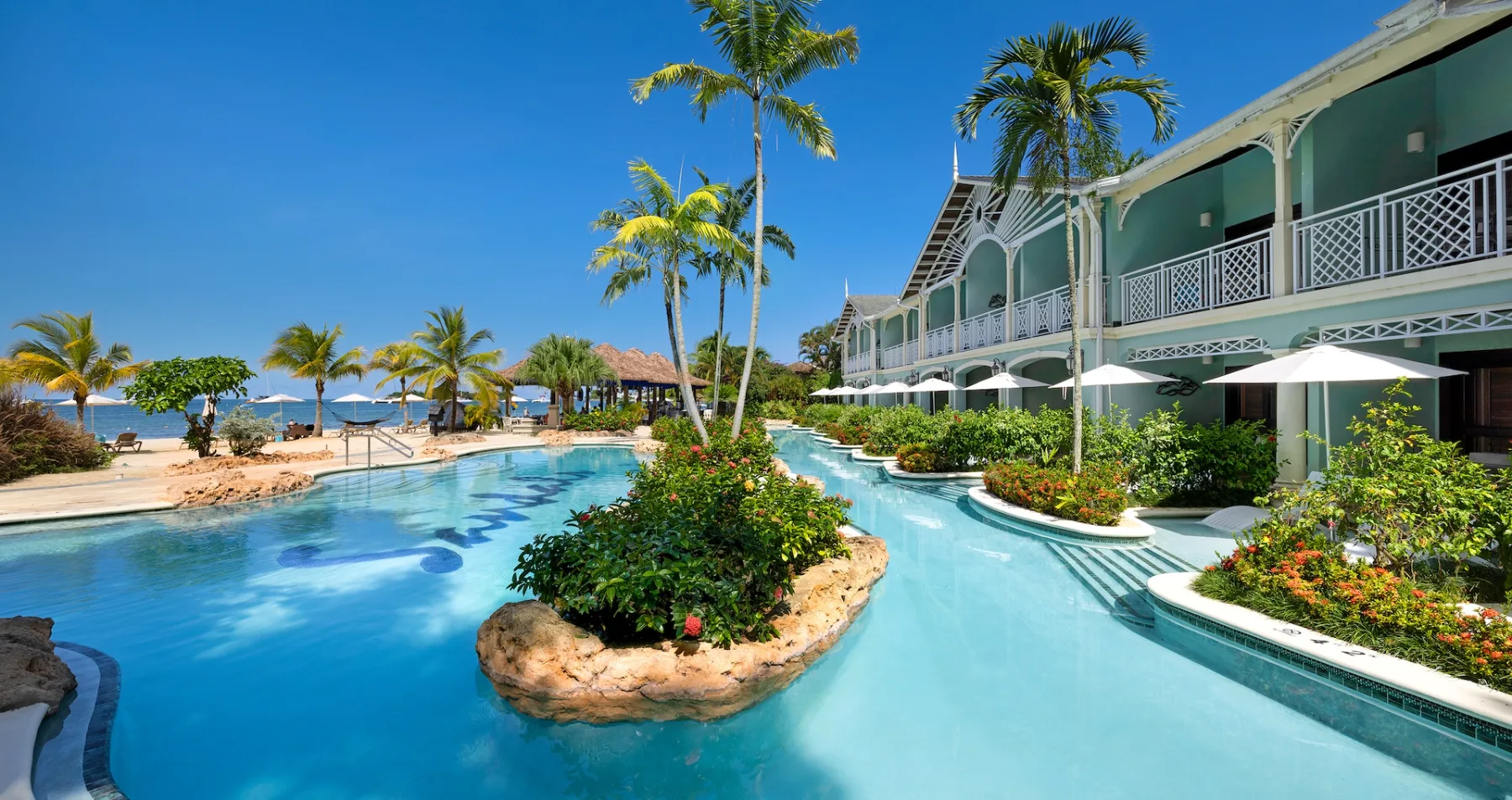 Beachfront swim-up suite at Sandals Negril
