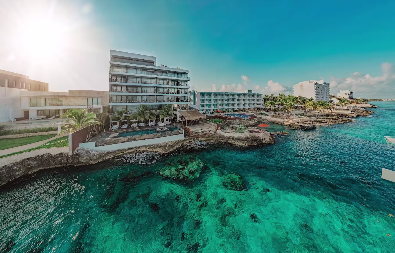 סוויטה עם אזור ישיבה ב־B Unique Cozumel