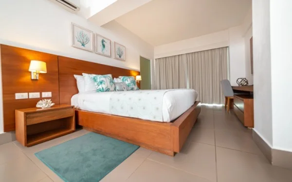 סוויטה עם אזור ישיבה ב־Presidential Suites Cabarete