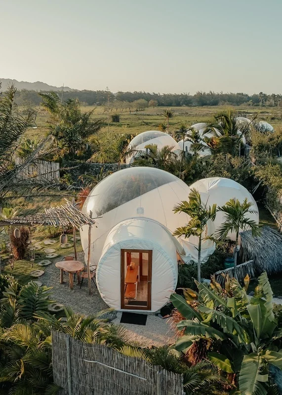 סוויטה עם אזור ישיבה ב־Green Land Bubble Glamping Cabarete