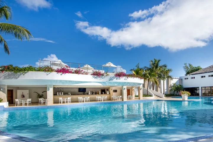 סוויטה עם אזור ישיבה ב־Viva Heavens by Wyndham